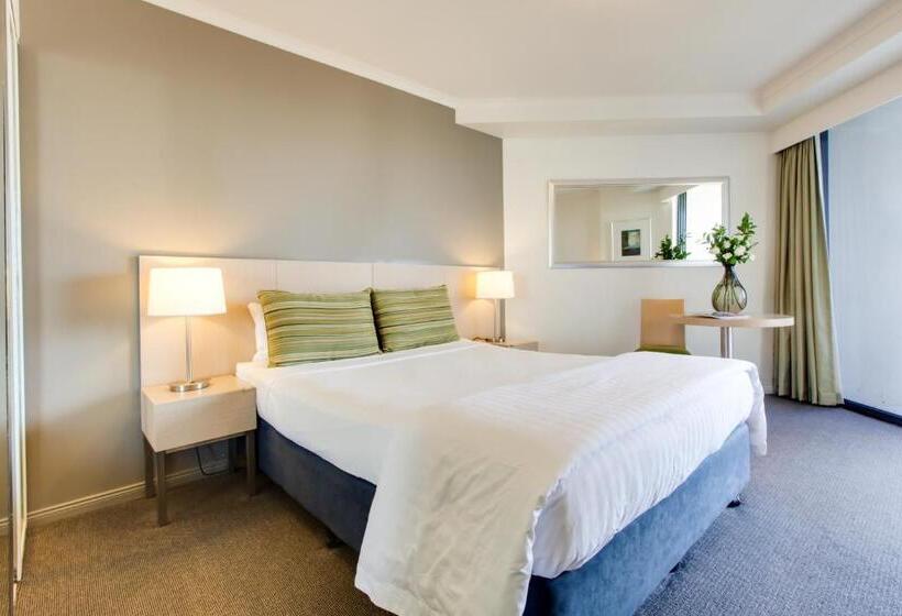 스탠다드 스튜디오, Oakwood  & Apartments Brisbane