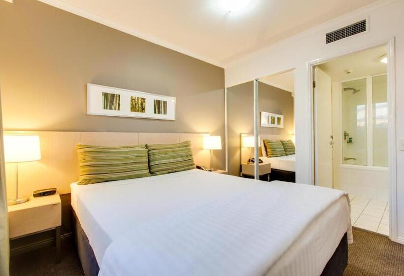 Standard studio with river view, Oakwood  & Apartments Brisbane
