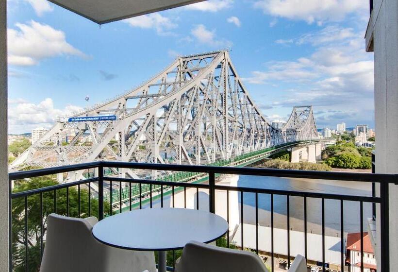 Standard studio with river view, Oakwood  & Apartments Brisbane