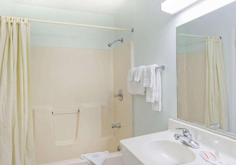 Люкс с гидромассажем, Pocono Night Lodge