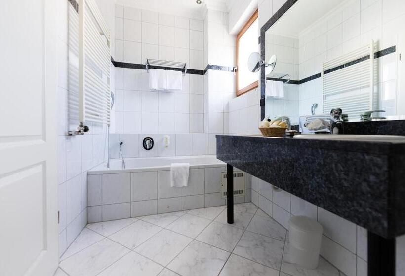 سوییت, Turmhotel Victoria Davos