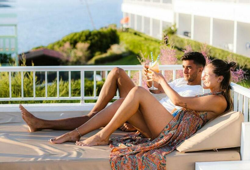 Апартаменты 1 Спальня Вид на Море, Beach Club Menorca