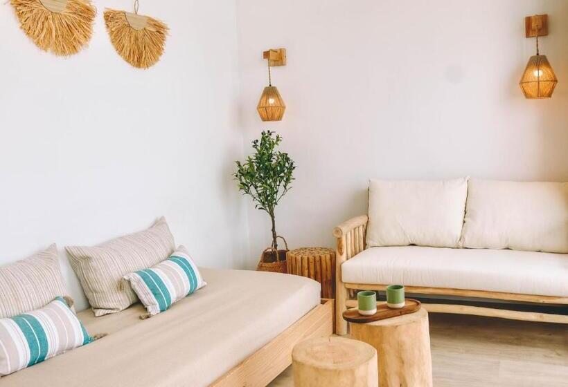 Люкс Вид на Море, Beach Club Menorca