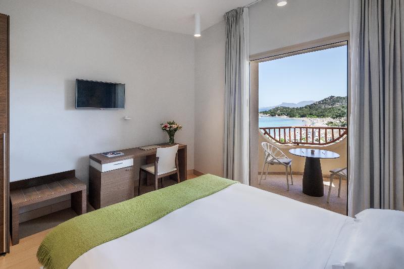 غرفة قياسية مطلّة علي البحر, Cala Cuncheddi   Vretreats