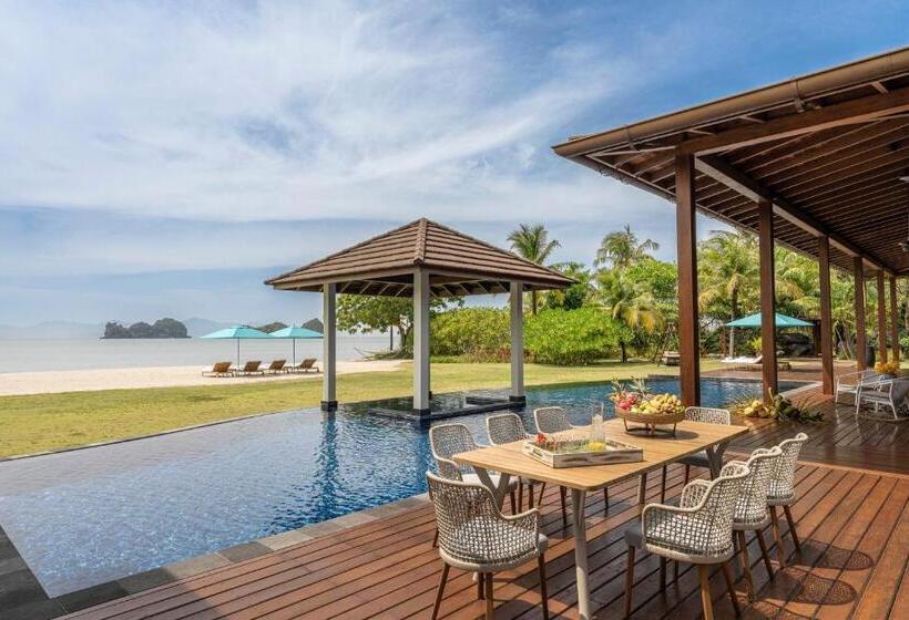 Вилла 3 Спальни, Four Seasons Resort Langkawi
