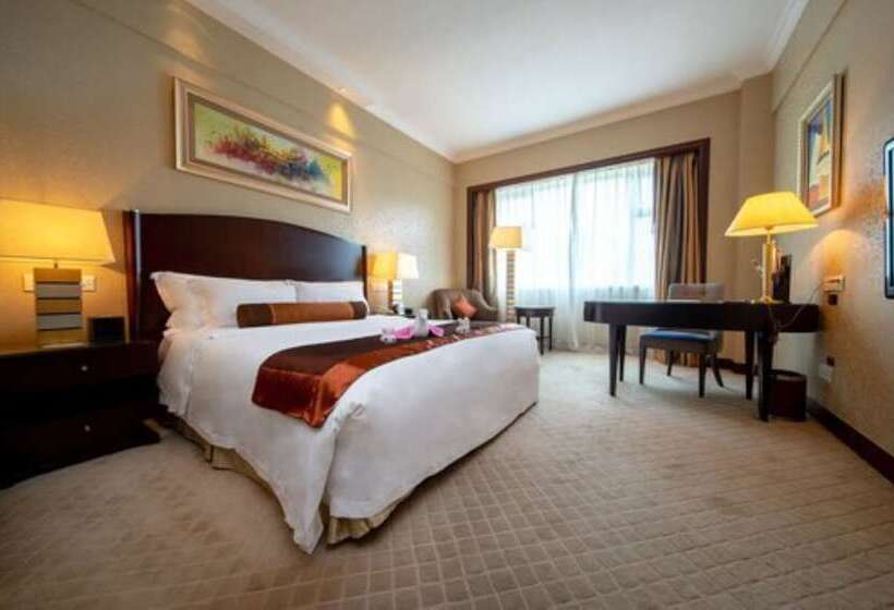 Номер Deluxe, Grand International