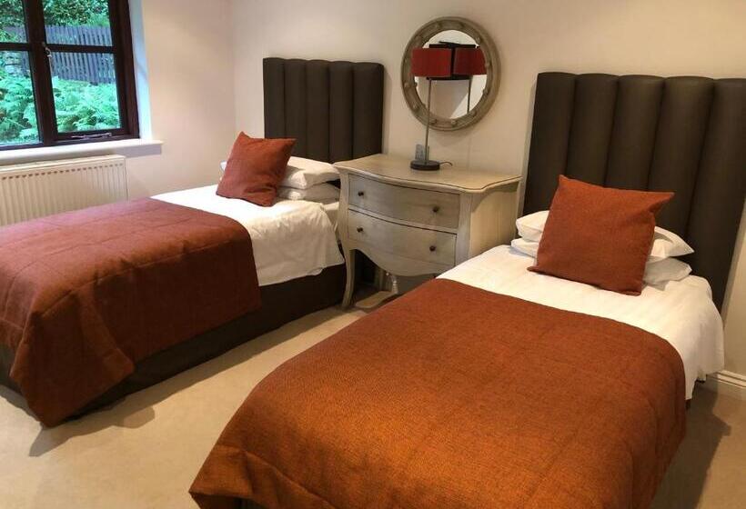 Вилла 3 Спальни, Hustyns Resort Cornwall