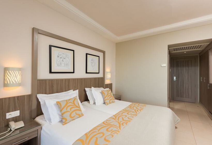 חדר משפחתי נוף לגינה, Iberostar Waves Mehari Djerba