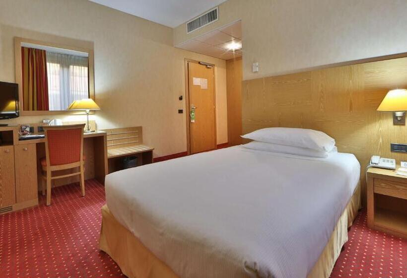 اتاق راحتی یک تخته, Best Western Cavalieri Della Corona