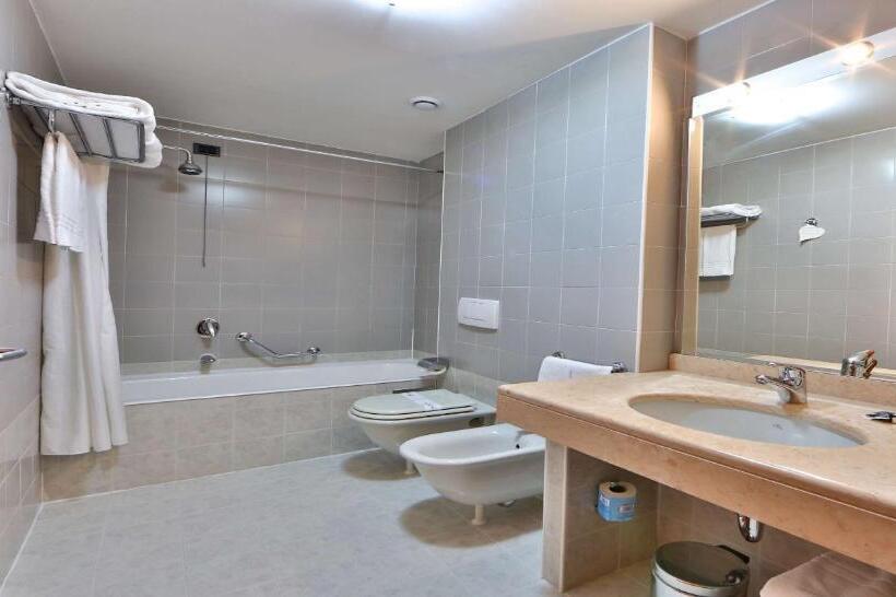 اتاق راحتی, Best Western Cavalieri Della Corona