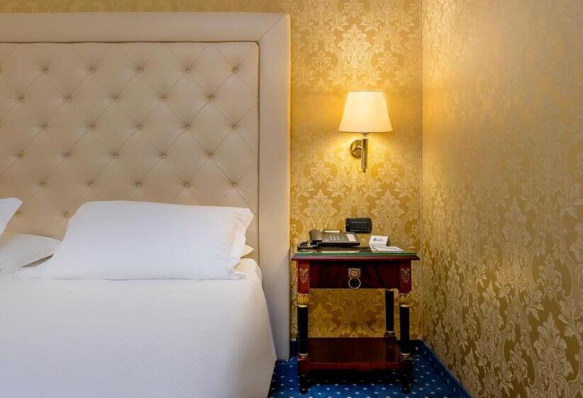 سوئیت با تخت بزرگ, Best Western Cavalieri Della Corona