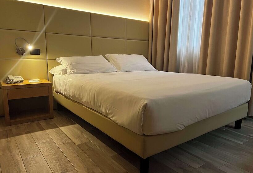 اتاق راحتی, Best Western Cavalieri Della Corona