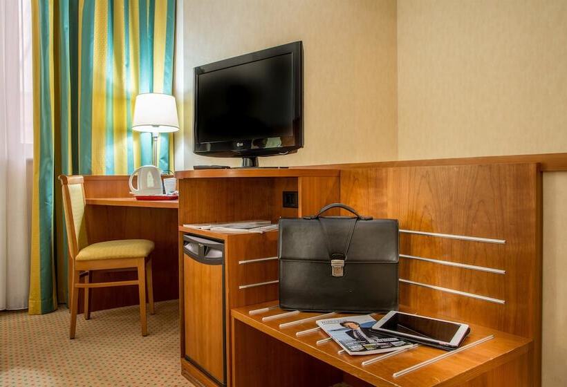 اتاق راحتی, Best Western Cavalieri Della Corona