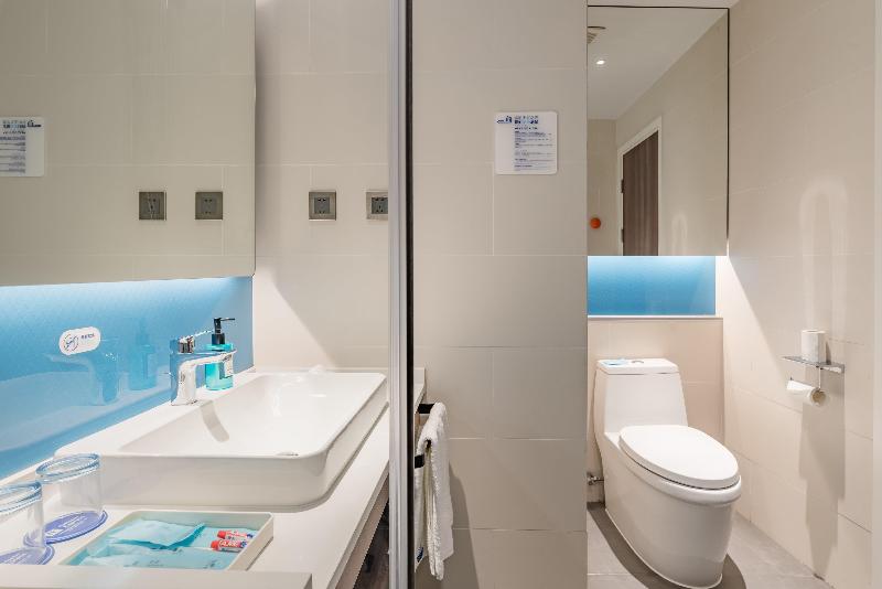 Junior Suite Vue Parc, Radisson Blu Hotel Shanghai New World
