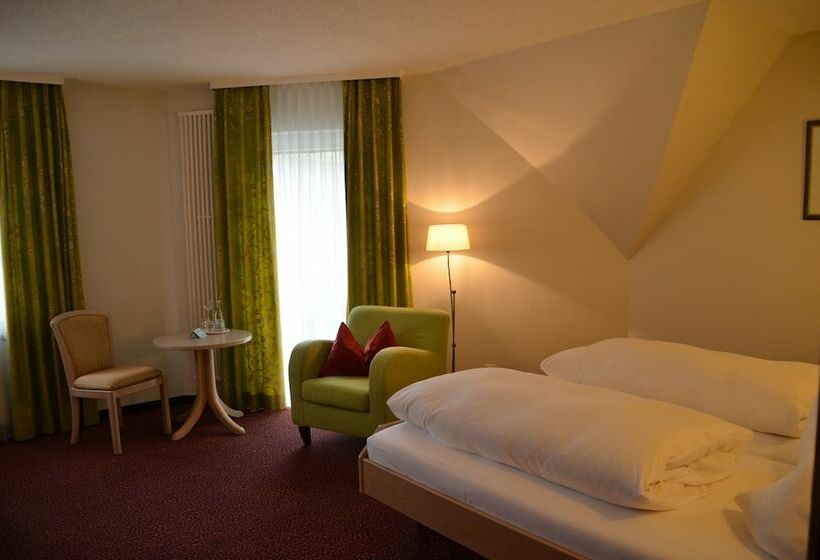 스탠다드 룸, Castell Hotel & Restaurant