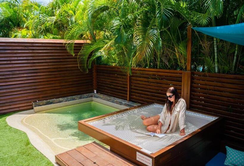 سوییت با استخر, Kawan Bay Suites