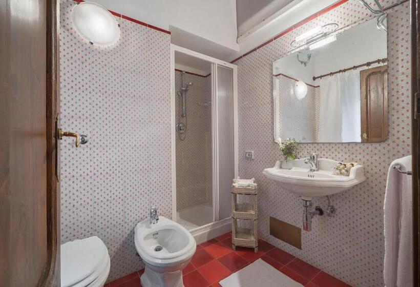 Трехместный Номер Комфорт, La Casa Gialla