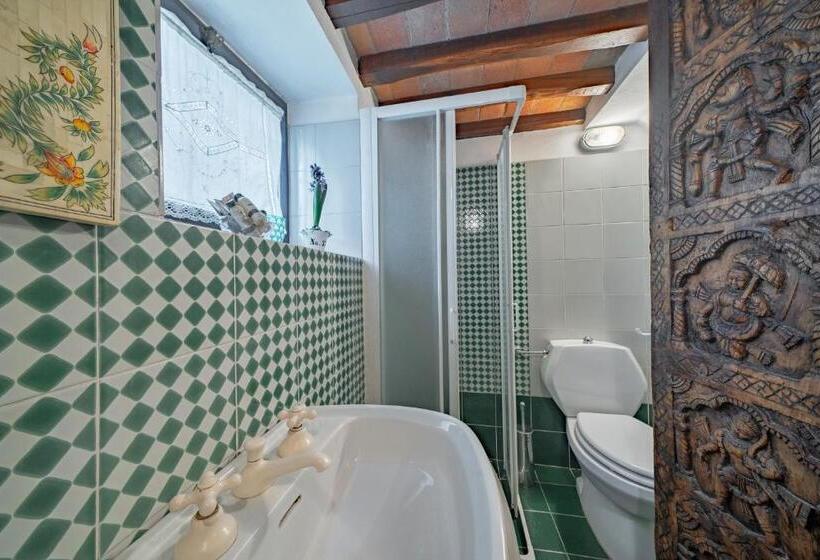 Дом 1 Спальня, La Casa Gialla