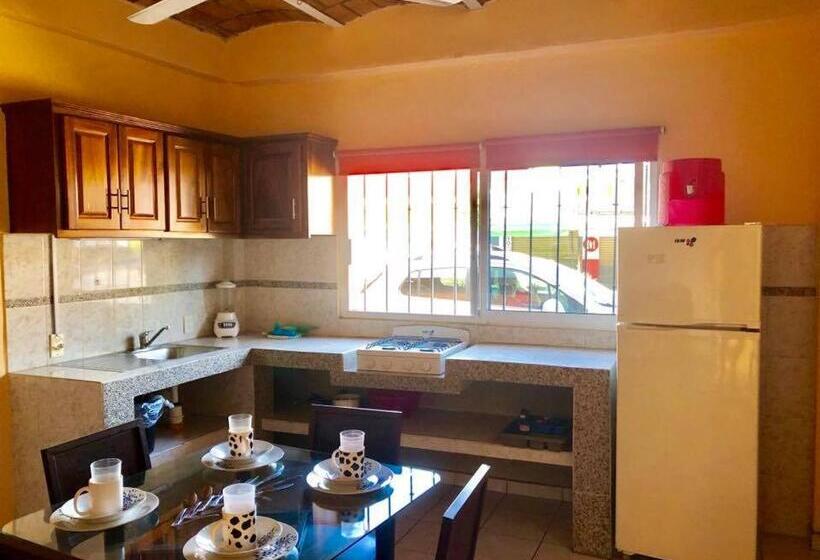 Семейное Бунгало, Bungalows Princeza Guayabitos