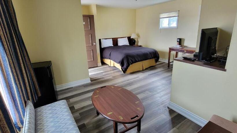 标准单人间, North Shore Wayside Inn