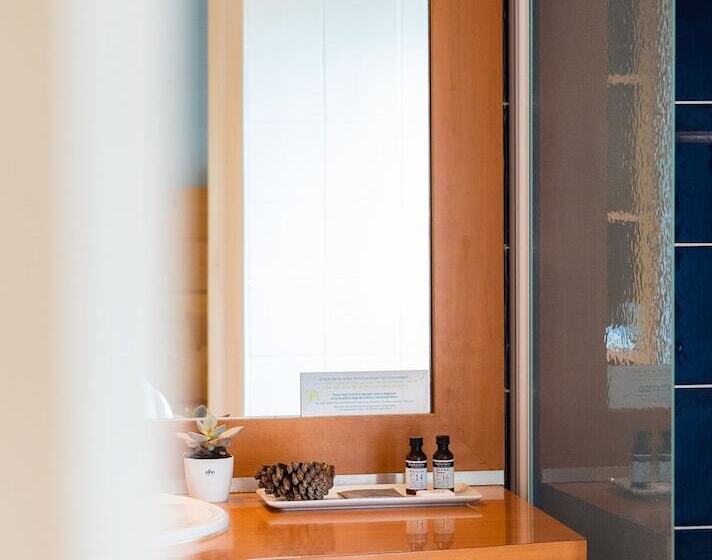 Люкс Повышенной Комфортности, Hôtel Sports & Spa La Voile D Or