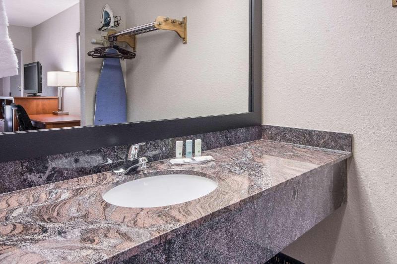 Стандартный Номер Кровать Кинг, Quality Inn