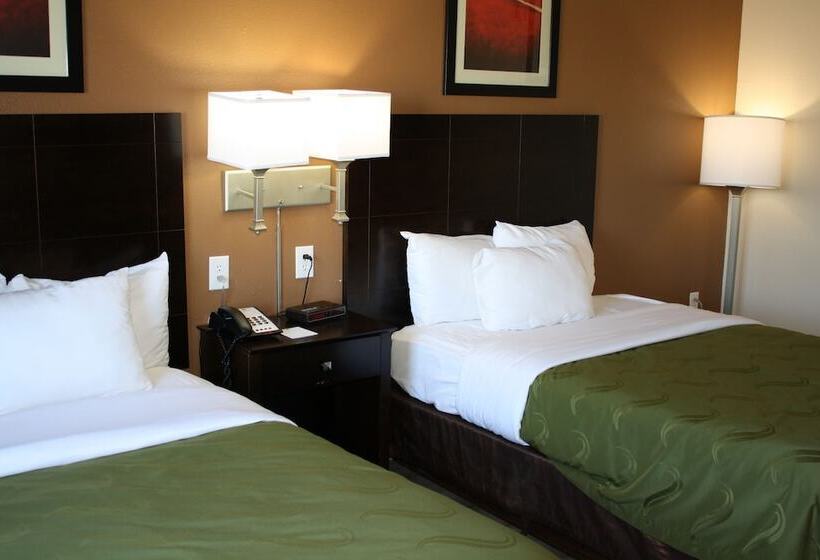 سوییت, Quality Inn & Suites Wichita Falls I 44