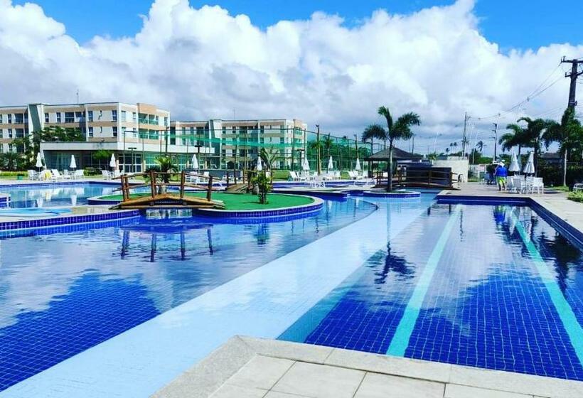 Apartamento 3 Dormitórios, Muro Alto Condomínio Clube