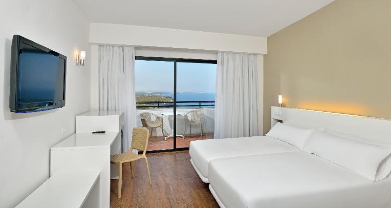 스탠다드 룸 킹사이즈 침대, Hampton Inn Clarks Summit