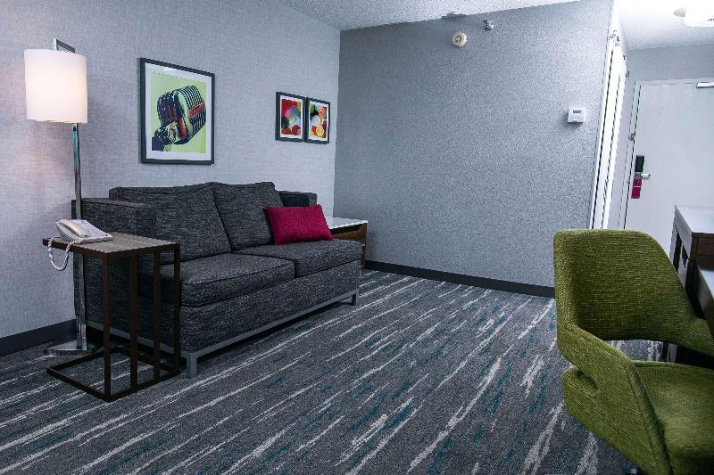 Люкс Кровать Кинг, Hampton Inn Pickwick Damat Shiloh Falls