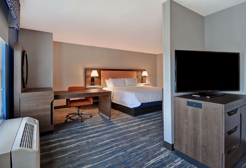 Полулюкс, Hampton Inn Potomac Mills/woodbridge