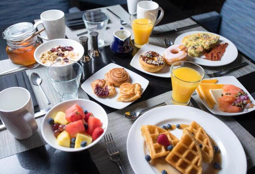 Engelliler için Büyük Çift Kişilik Yataklı Standart Oda, Intercontinental At Doral Miami, An Ihg