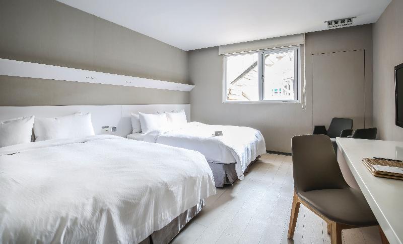 Номер Стандарт Адаптированный для Инвалидов, La Quinta Inn & Suites By Wyndham St Louis Route 66