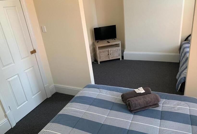 Семейный Номер Deluxe, Donnybrook Hotel Wa