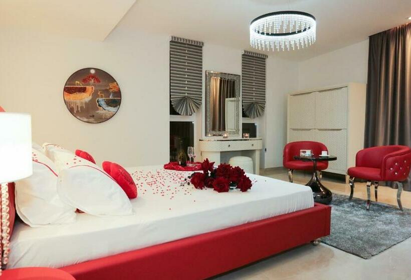 اتاق لوکس با بالکن, J Me Boutique Hotel   Adults Only