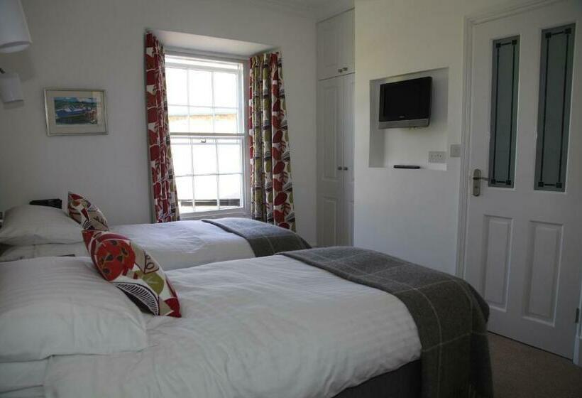 Номер Стандарт, Cnapan Guest House