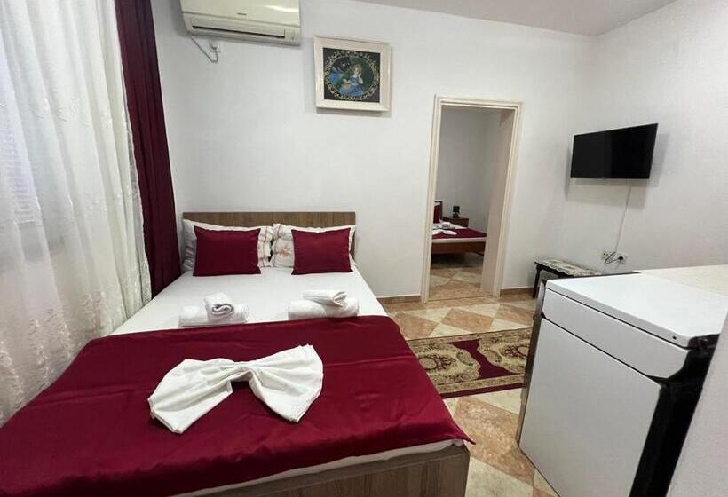 سوییت خانوادگی, Kasneci Apartments