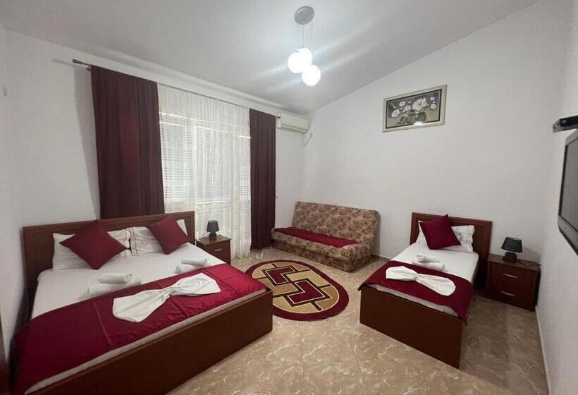 سوییت خانوادگی, Kasneci Apartments
