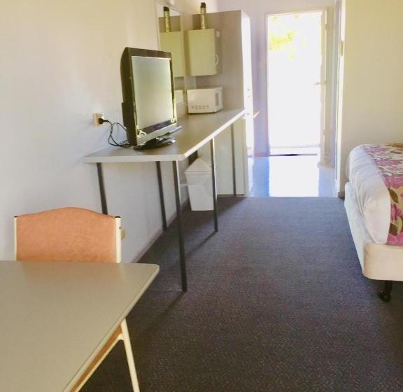 Номер Стандарт, Bakery Park Motor Inn