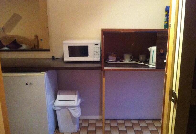 Номер Стандарт Трехместный, Bakery Park Motor Inn