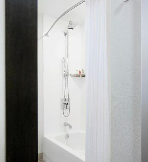 Четырехместный Номер Стандарт, Marriott Cincinnati Airport
