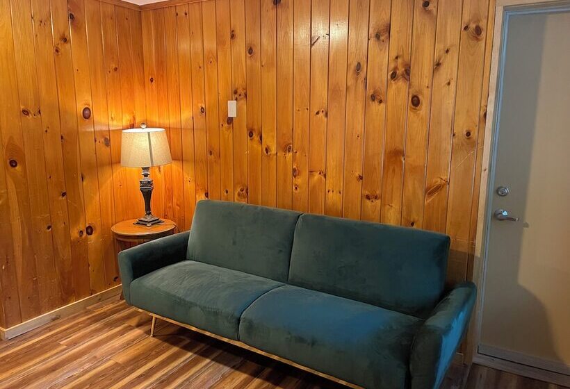 سوییت, Northern Lights Lodge