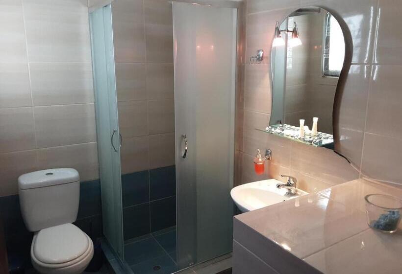 اتاق لوکس با چشم‌انداز دریا, Poseidon Rooms