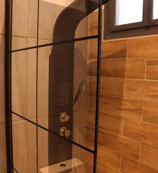 اتاق سوپریور, Poseidon Rooms