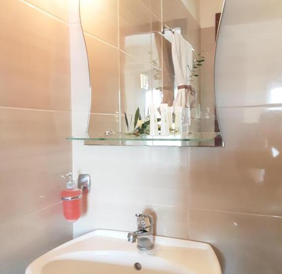 اتاق اکونومی, Poseidon Rooms
