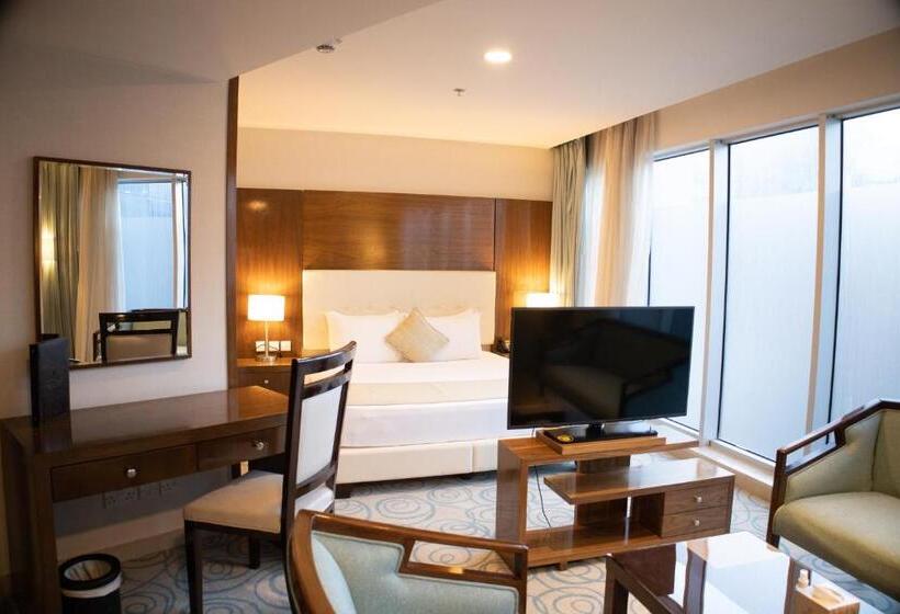 سوییت لوکس, Coral Tower Hotel By Hansa