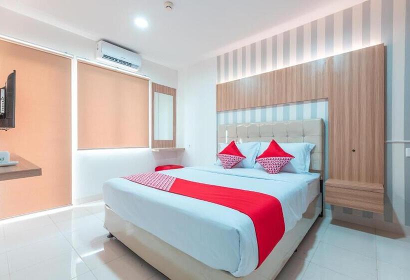 Номер Deluxe, Oyo 1948 Apartement Sentul Tower