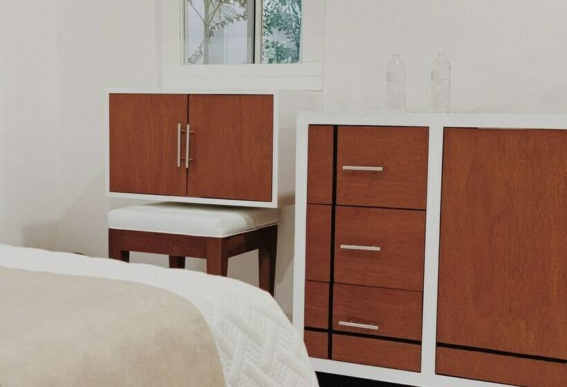 اتاق لوکس, Saastah Hotel Boutique