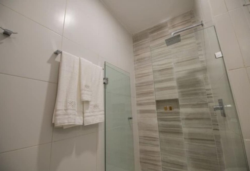 اتاق لوکس, Saastah Hotel Boutique