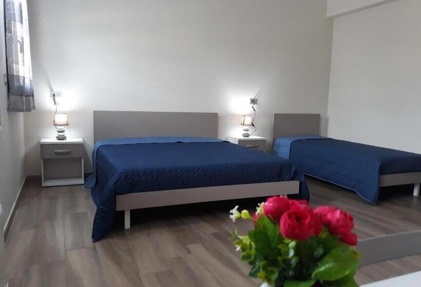 Апартаменты 1 Спальня Нижний Этаж, Af Service B&b